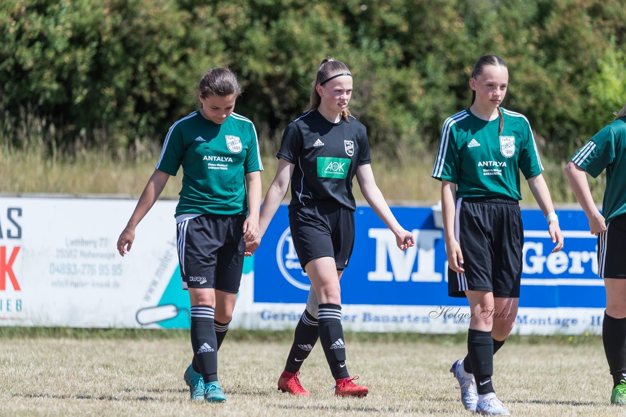 Bild 95 - wBJ TuRa Meldorf/Buesum - JFV Luebeck : Ergebnis: 1:0